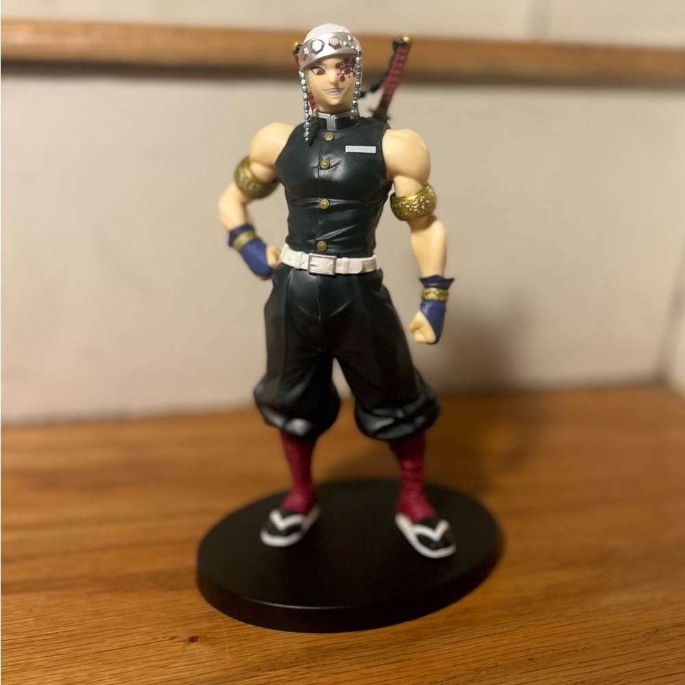 Tengen Uzui from Demon Slayer Anime.Inspired Figurine with Black and Red Accents
